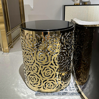 Table console en verre sculpté à la main avec base en fer forgé, table d'appoint de luxe sur mesure, robuste et de qualité supérieure