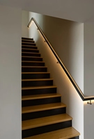 Pièces d'escalier en bois massif en gros, personnalisables, poignée dissimulée, décoration de meubles, durable, moderne, main courante d'escalier de balcon