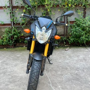 Yamaha1 FZ8N 779cc Motor de 4 Cilindros en Línea Naked <span class=keywords><strong>Streetfighter</strong></span> 106HP Horquillas Invertidas Doradas y Escape Modificado (Motocicleta Deportiva Urbana) Motos a Gasolina - Product Image 3