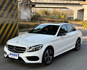 <span class=keywords><strong>Mercedes</strong></span>-<span class=keywords><strong>Benz</strong></span> <span class=keywords><strong>Classe</strong></span> <span class=keywords><strong>C</strong></span> 2018 C200 Edizione Sport Usata, Berlina di Lusso Tedesca di Medie <span class=keywords><strong>Dimensioni</strong></span>, 2.0T Turbo, Cambio Automatico 9AT, Trazione Anteriore, Sedili in Pelle - Product Image 1