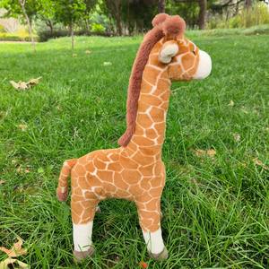 Peluche <span class=keywords><strong>Girafe</strong></span> de Haute Qualité 40 cm (16 Pouces) – Jouet en Peluche Animal de la Savane, Idéal pour la Décoration, Vente en Gros - Product Image 5