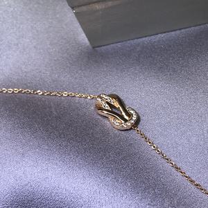 Nouveauté 2025 – Bracelets de luxe pour femme, haute qualité, mode, simples, légers, exquis, en acier inoxydable doré avec zircon en forme de huit - Product Image 2