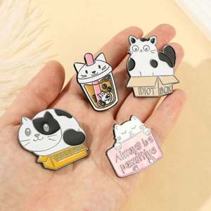 Venta al por mayor <span class=keywords><strong>de</strong></span> metal lindo globo perro esmalte Pin logotipo personalizado globo Animal perro suave duro esmalte alfileres insignia broches para niños - Product Image 5