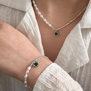 Pulsera de perlas de esmeralda de plata de ley S925 para mujer, regalo de joyería de lujo ligero - Product Image 4