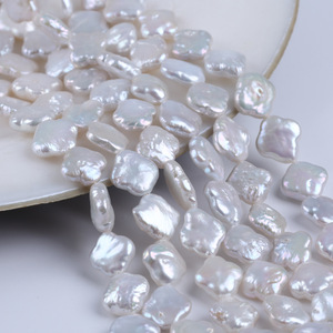 Cadena de Perlas de Agua Dulce Naturales Barrocas Sueltas en Forma de Trébol Blanco de 12-13 mm de Zhuji, Accesorio Semiterminado - Product Image 3
