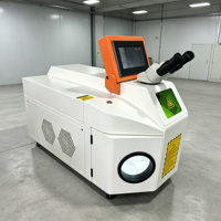 Soudeuse à froid portative de bureau blanche 200W pour bijoux, fonctionnement manuel, source laser Mitsubishi 0,1-10ms