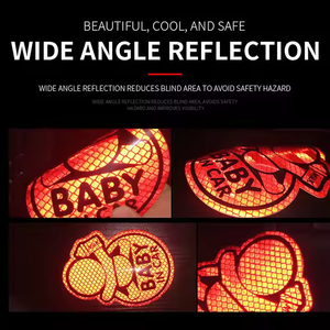 Etiqueta engomada del coche del bebé reflectante negro del tamaño personalizado <span class=keywords><strong>a</strong></span> <span class=keywords><strong>bordo</strong></span> varios colores luminosos <span class=keywords><strong>para</strong></span> la decoración personalizada del coche - Product Image 3