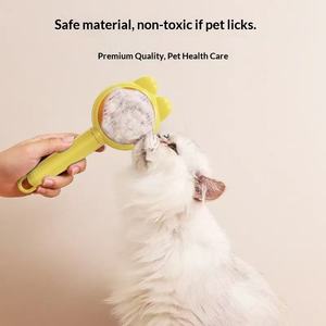 Sisir Perawatan Hewan Peliharaan AHT Rabbit Ear dari Bahan PP untuk Kucing & Anjing - Sikat Pijat yang Membersihkan Diri Sendiri - Product Image 3
