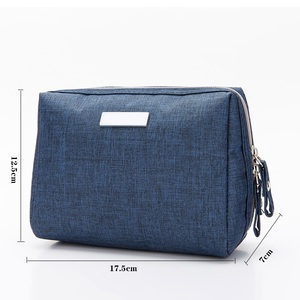 Pochette de maquillage personnalisée avec logo, grande capacité, pour femmes, sac de toilette de voyage, organiseur, design d'usine, vente en gros - Product Image 2