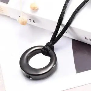 Kalung Guci Abu Bulat dari Baja Tahan Karat, Liontin Kremasi Hewan Peliharaan Mini, Kenang-kenangan Peringatan, Perhiasan Suvenir Pemakaman - Product Image 1