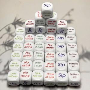 Dés à boire personnalisés en acrylique de 2,5 cm, amusants, à 6 faces, colorés, avec impression anglaise, pour adultes, pour soirées créatives et bars - Product Image 3