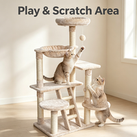 Arbre à chat avec plateformes de repos beiges, échelle d'escalade, poteaux à gratter en sisal et jouet suspendu, aire d'activités multi-chats, tour pour chat