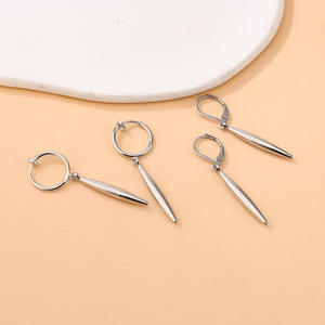 Pendientes de Clip con Diseño de Dibujos Animados, Metal Galvanizado, Estilo Fate Night of Destiny Library-Churin, para Cosplay - Product Image 2