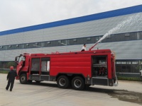 Camion de pompiers à mousse et eau ISUZU de 16 000 litres avec système de pompage, camion de sauvetage multifonction à vendre