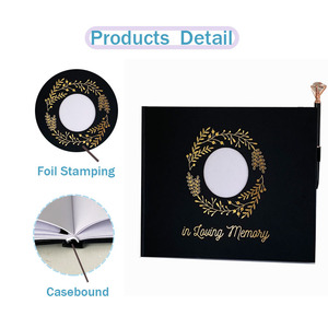 <span class=keywords><strong>Libro</strong></span> funebre con copertina rigida <span class=keywords><strong>a</strong></span> basso MOQ con copertina rigida con Logo in oro e <span class=keywords><strong>libro</strong></span> commemorativo con copertina nera - Product Image 5