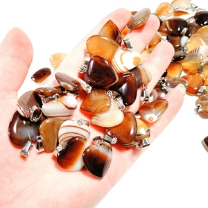 2026 100% or <span class=keywords><strong>sable</strong></span> pierre <span class=keywords><strong>coeur</strong></span> pendentif pierre guérison cristal collier fabrication de bijoux sculpture sur cristal - Product Image 3