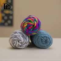 Fil fantaisie teint en gros, 100g, 127m, 100% acrylique