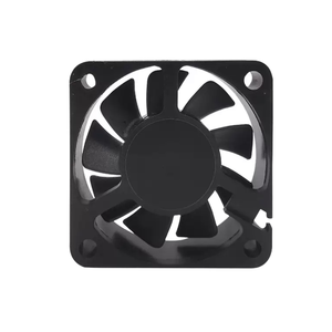 Ventilador de Refrigeración de Plástico de CC Sin Escobillas Eléctrico de Alta Calidad, 5V/12V/24V, 40-60mm, Flujo Axial, Silencioso, Personalizable ODM para Computadora - Product Image 1
