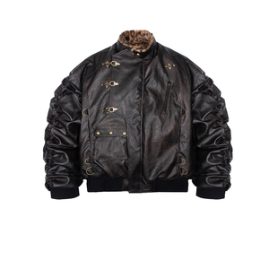 Giacca Vintage con Stampa Leopardata e Fibbia, Nera Invecchiata, Reversibile, Stile Streetwear, per Uomo e Donna, Modello Varsity - Product Image 1