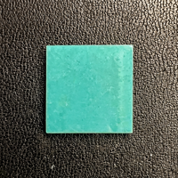 Fournisseur en gros de cabochons carrés en turquoise de qualité supérieure, 7 mm, couleur bleu-vert intense, pierres précieuses plates carrées pour bijoux en or
