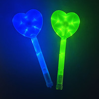 Baguette lumineuse LED en forme de cœur pour fête, concert, accessoires de soutien fluorescent, cadeau pour concerts