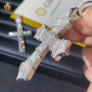 Pendentif en argent 925 entièrement serti de diamants, pendentif en moissanite, pendentif rond en moissanite D VVS certifié GRA, colliers fins - Product Image 2