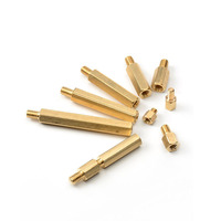 M2 M2.5 M3 M4 M5 M6 Piliers hexagonaux en laiton à tête unique Goujon de colonne d'isolement en cuivre Entretoises filetées mâles femelles PCB