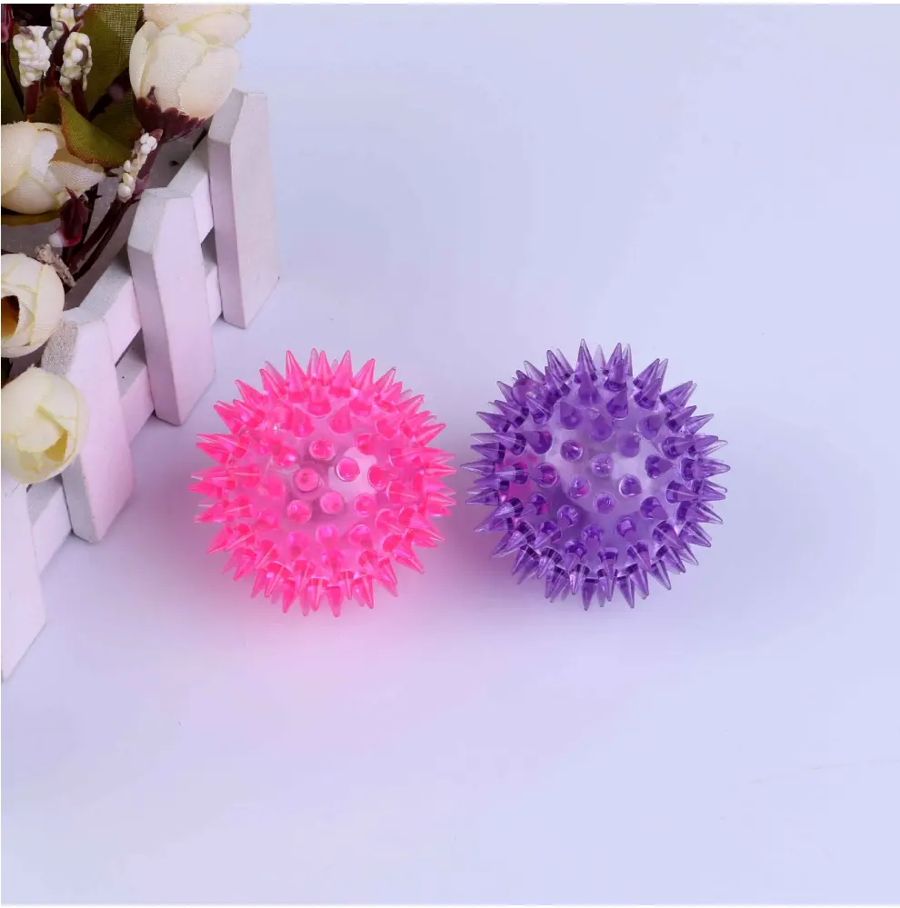 HAPU nhà máy 5.5cm Glow Ball LED nhấp nháy gai cảm giác đồ chơi nhấp nháy gai squeak bóng bên như sinh viên Quà Tặng