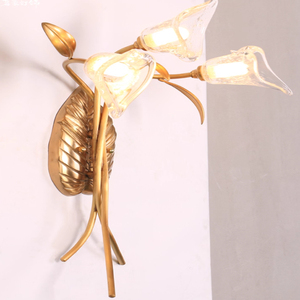 तांबे की दीवार लैंप क्रिस्टल फूल सजावट लिविंग रूम होटल बेडसाइड पीतल शाखा मोटिफ दीवार प्रकाश कला मैग्नोलिया बल्ब - Product Image 4