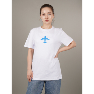 T-shirt unisexe blanc personnalisable en coton 100 % avec motif avion, 240 g/m², respirant, écologique, séchage rapide, idéal pour les voyages - Product Image 3