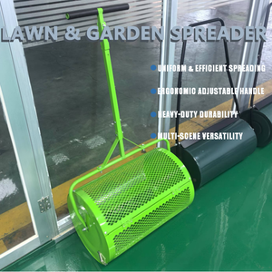 Spandiconcime Moderno in Rete Metallica Resistente per Prato e Giardino - Product Image 1