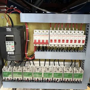 Soffiatrice/soffiatore di bottiglie per animali domestici semiautomatiche a 2 cavità - Product Image 2