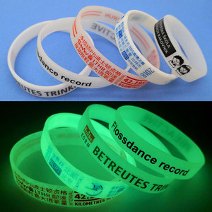 Bán buôn không giới hạn số lượng, in logo giá rẻ, vòng tay cao su phát sáng quảng cáo, vòng đeo tay silicon phát sáng tùy chỉnh - Product Image 6