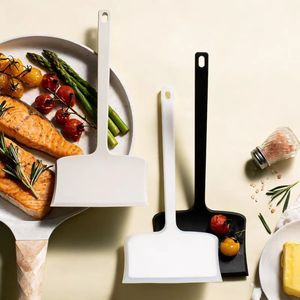 High Temperature Resistant Silicone Spatula Wide Non Stick For Cooking Pancake Egg Frying - Product Image 1
