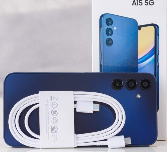 Top Edition Android Smartphone A15 5G TD-LTE SM-A166U 5000 MAh Battery Charging 25W Android Smartphone Wholesale for Sale
