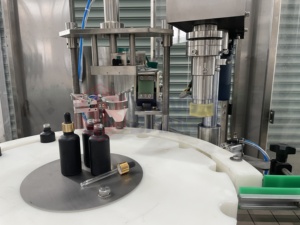 نظام تعبئة وتغليف زيت الورد/الليمون بالكامل أوتوماتيكي بالكامل 50-من من من من من من من من من شجر الورد/الليمون - Product Image 6