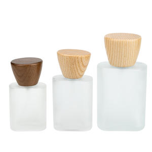 Vietnam vente en gros sur mesure dubaï vide 30 ml verre mat haut en bois vaporisateur bouteille de parfum - Product Image 2