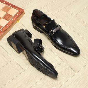 Nouvelles Chaussures Habillées en Cuir Véritable pour Hommes Style Anglais, Imperméables, Légères, Confortables, Respirantes et Tendance - Product Image 4