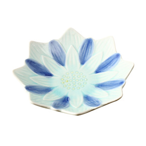 Plato de Cerámica con Diseño de Loto Mystic Arts 2327U, Color Rosa Degradado, Estilo Moderno Minimalista, para Té y Aperitivos - Product Image 3