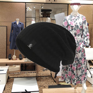 Bonnet en tricot ample et doux pour l'hiver, la plage et les voyages - Chaud, respirant, style oversize, gris clair, unisexe - Product Image 3