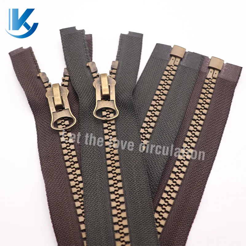 Big teeth plastic zipper 8# resin zipper separating zipper for garments