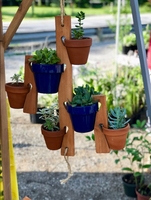 Origineller Garten-Holz-Vertikal-Hängeblumentopfhalter aus Terrakotta, Außen- und Innenbereich-Pflanzenhalter