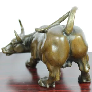 Venta caliente de alta dureza Wall Street Bull cobre artesanía esculturas de bronce animal para Adorno