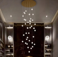 Lustre LED moderne décoratif de luxe pour collier de perles d'éclairage suspendu d'hôtel