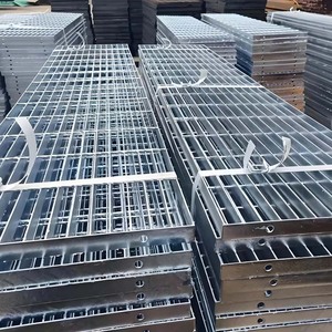 Grille de Drainage Carrée en Acier Galvanisé Robuste pour Allée, en Acier Inoxydable 304 316 316L, Grille de Sol Métallique - Product Image 6