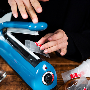 Oem Tự Làm Tốt Nhất Con Dấu Nhiệt Phân Hủy Sinh Học Phân Hủy Sinh Học Nylon Lưới Lụa Rỗng Kim Tự Tháp Tam Giác Túi Trà Với Chuỗi - Product Image 4