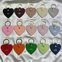 Porte-clés personnalisé en cuir véritable Saffiano Coeur Porte-clés en relief Monogramme Cadeau Initial Porte-clés de voiture