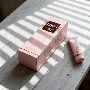 Boîte en papier portable imprimée avec motif charmant pour crème <span class=keywords><strong>visage</strong></span>, avec emballage gaufré doré et doublure en éponge - Product Image 1