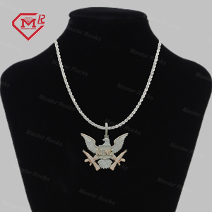 จี้เพชรแบบ Iced Out รูปสัตว์ 3 มิติ นกอินทรี พร้อมจี้ตัวอักษรแบบกำหนดเอง เงินแท้ 925 เพชร VVS จี้เพชรโมอิสซาไนต์แบบกำหนดเอง - Product Image 2