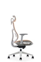 Chaise de bureau exécutive moderne en tissu Furicco, cadre en aluminium, réglable en hauteur, pour usage domestique ou professionnel.